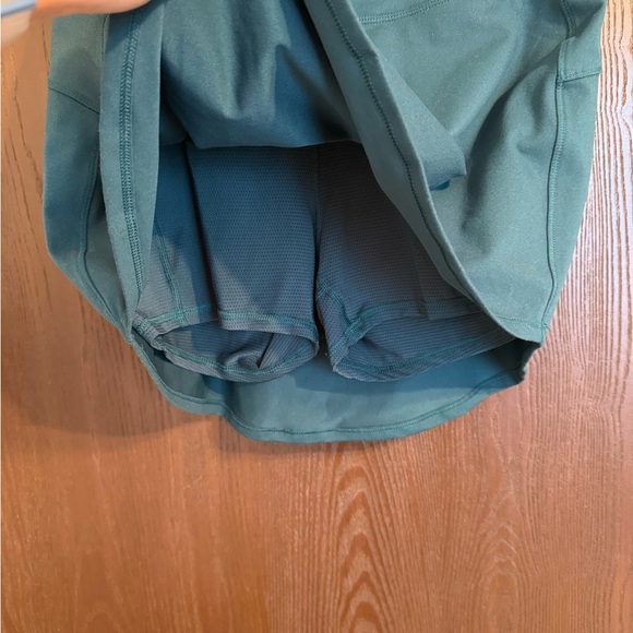 DSG Women's Teal Athletic Skort - Picture 3 of 4